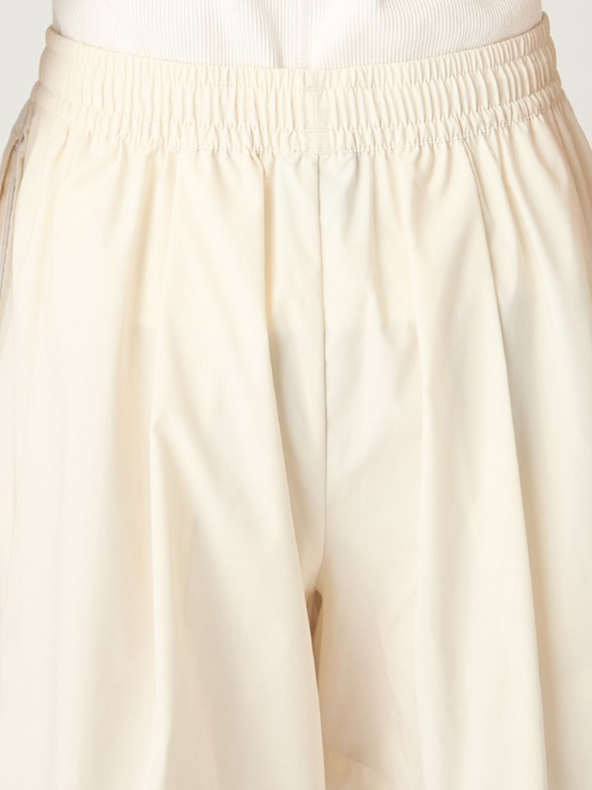 GIANFRANCO FERRE 94500円　新品　ショートパンツ　純白 体操用 ショートパンツ 白 透けない ツイル素材 110cm〜180cm (体操服