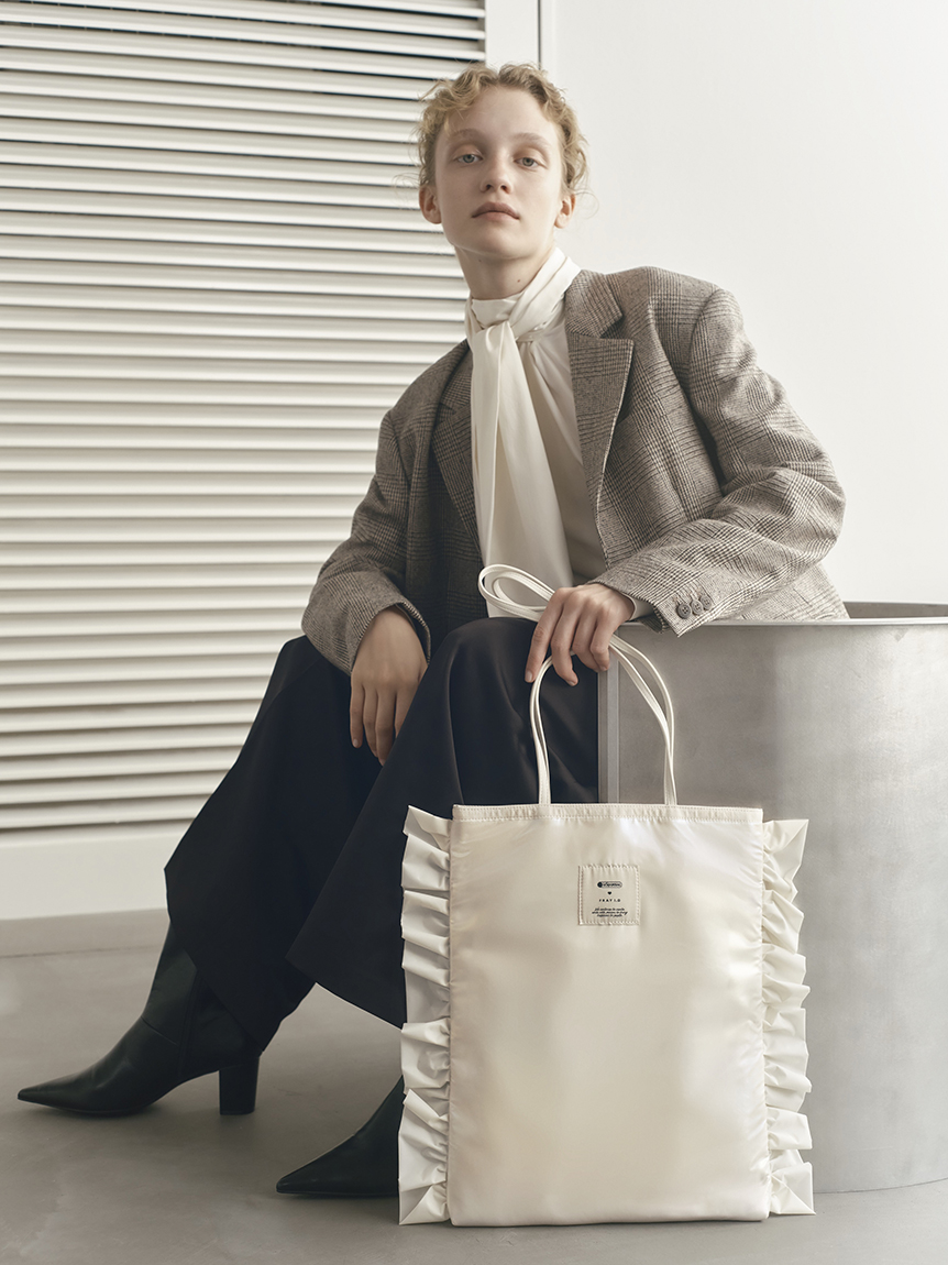 LeSportsac× FRAY I.D】RF VERTICAL CITY TOTE(トートバッグ)｜バッグ