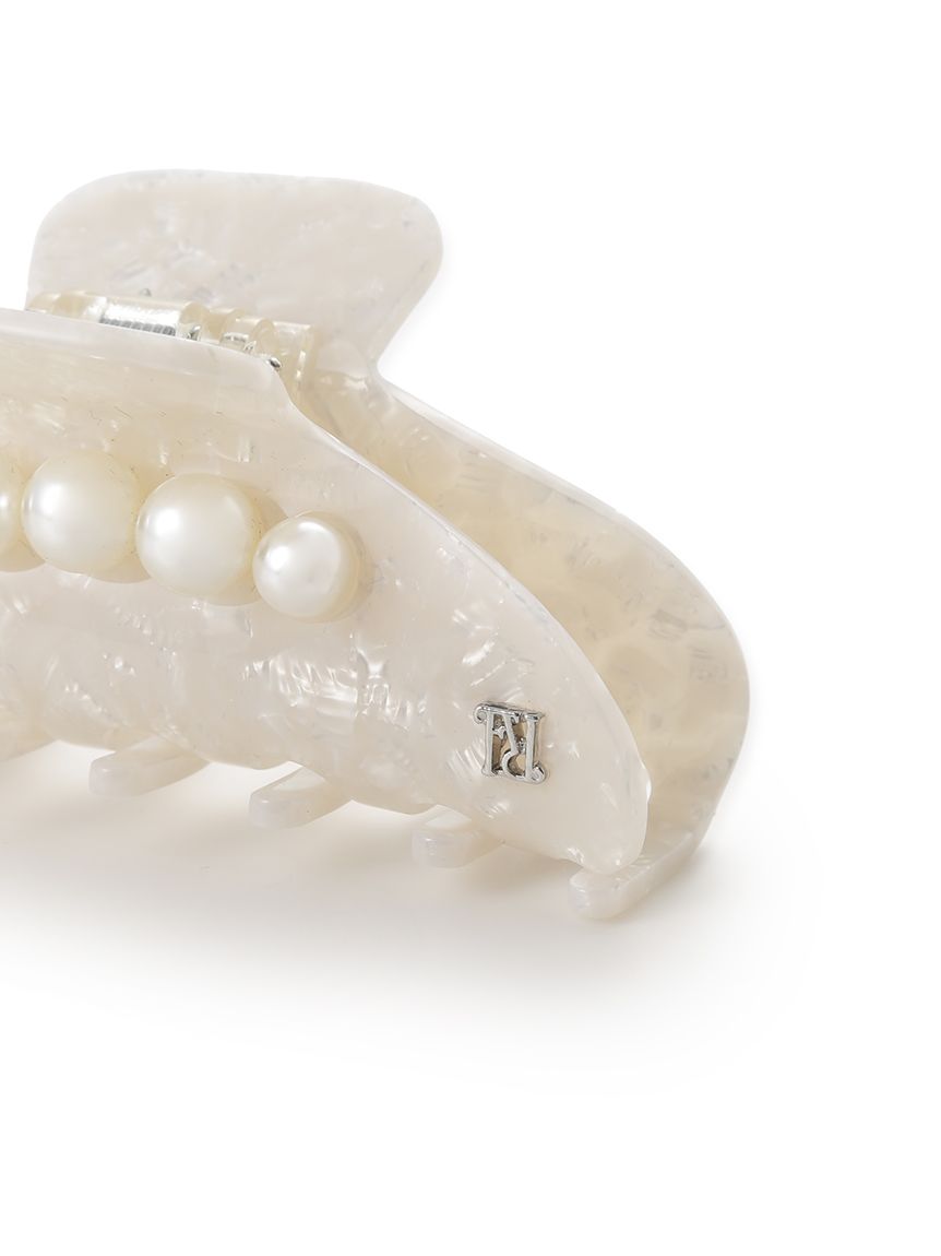 alo パールホワイト ヘアクリップ　新品 入手困難] 新品 alo yoga ヘアクリップ - メルカリ