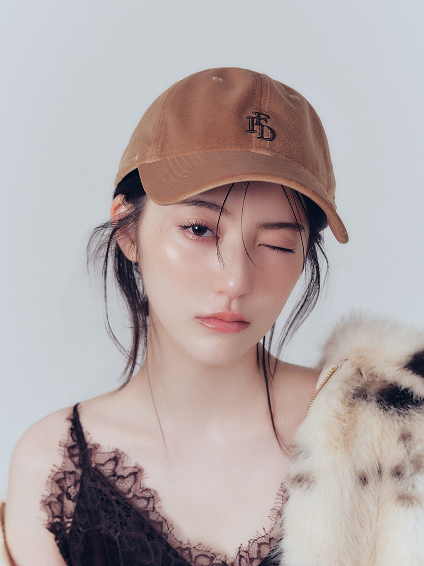 FRAY I.D｜NEW ERA®】9TWENTY(TM)ベロア刺繍キャップ(帽子