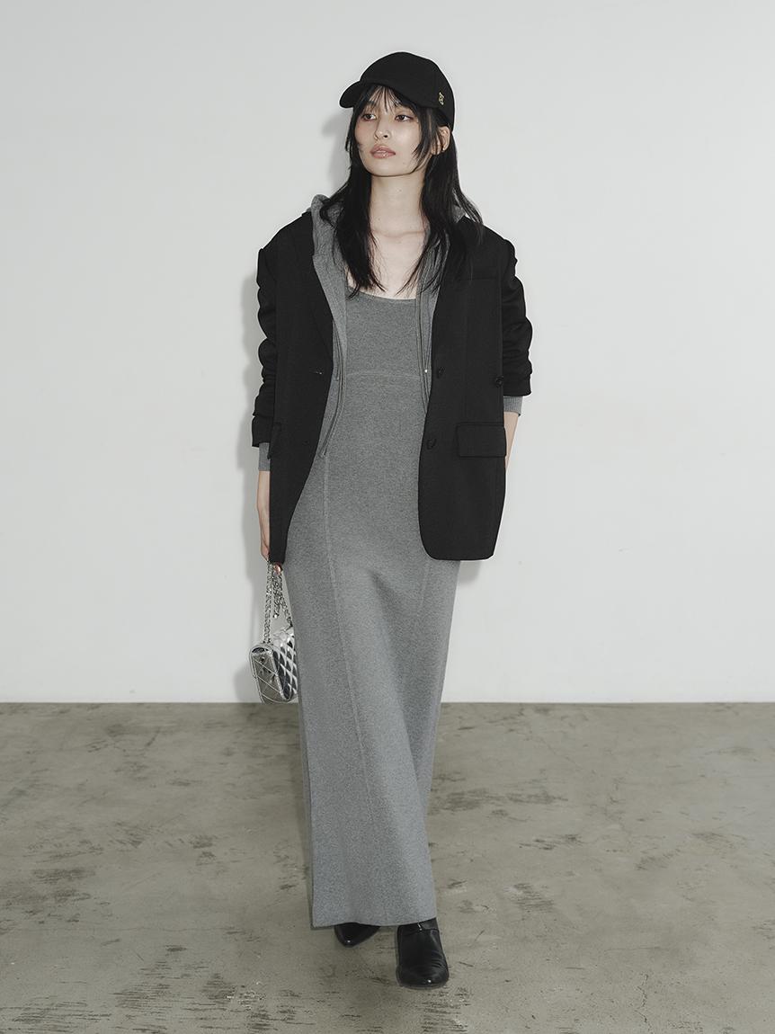 NEW YEAR'S SPECIAL ITEM】ジップパーカ&キャミワンピースセット