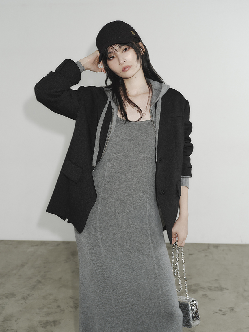 NEW YEAR'S SPECIAL ITEM】ジップパーカ&キャミワンピースセット