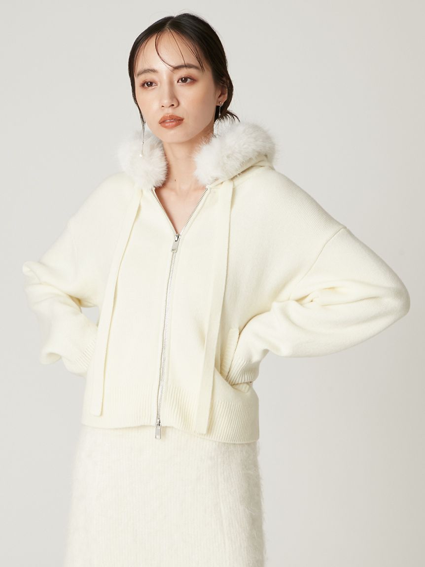 【新品・タグ付】PEARLY GATE フード付きアイボリーパーカー 新品・タグ付】PEARLY GATE フード付きアイボリーパーカー