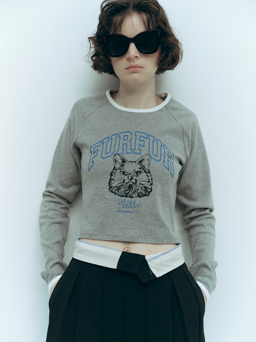 Lizii Lin】ドロストデザインキャットTシャツ(Tシャツ