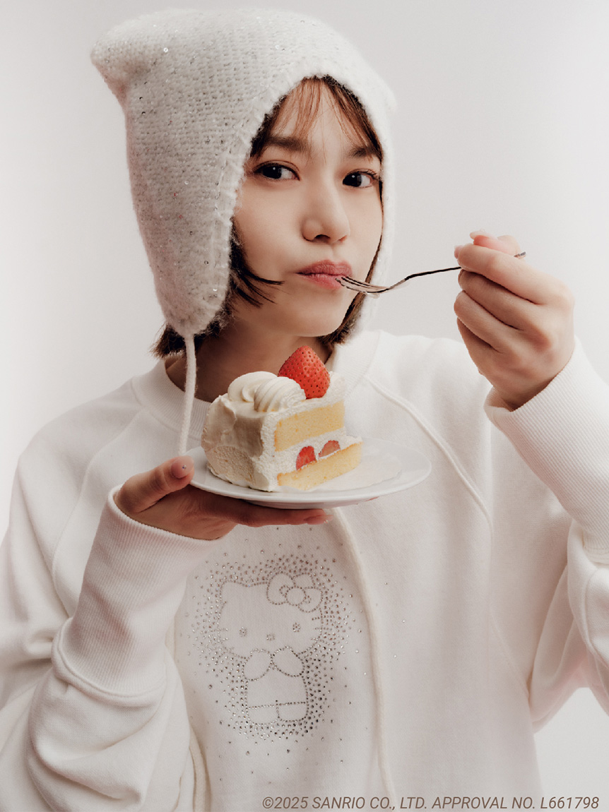 【WEB・一部店舗限定カラー】HELLO KITTYクリスタルスウェット