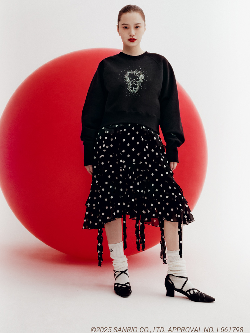 WEB・一部店舗限定カラー】HELLO KITTYクリスタルスウェット