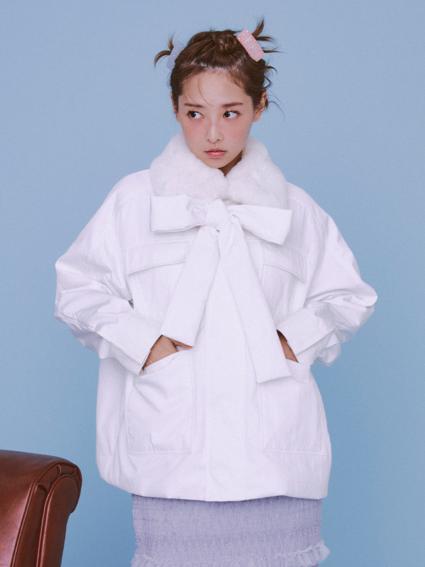 オフィシャルサイト限定カラー】パデットボウタイワークブルゾン