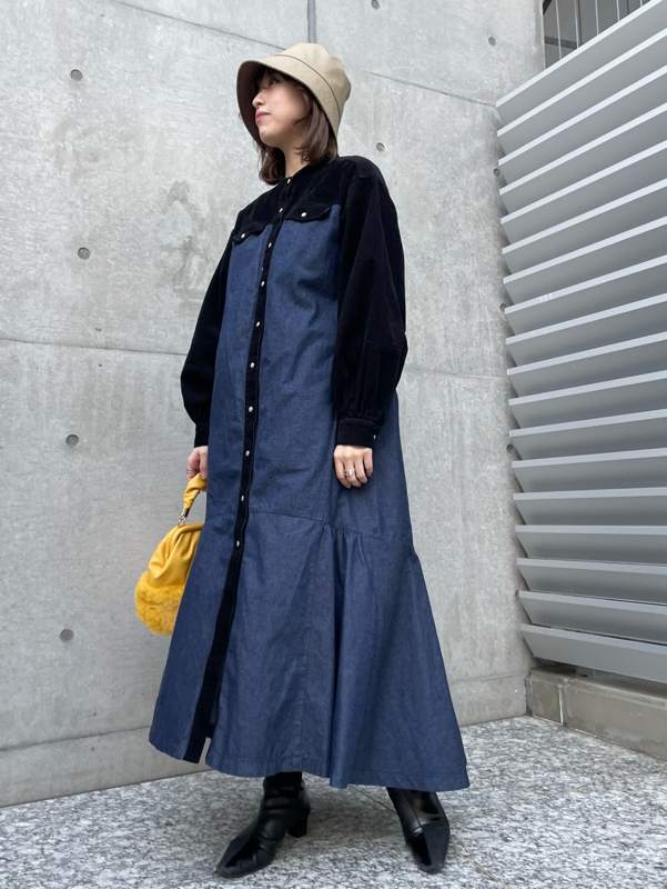 M21人気新作 22ss 完売品 ファーファー デニム切り替えワンピース ロングワンピース ワンピース M 8 845 Laeknavaktin Is