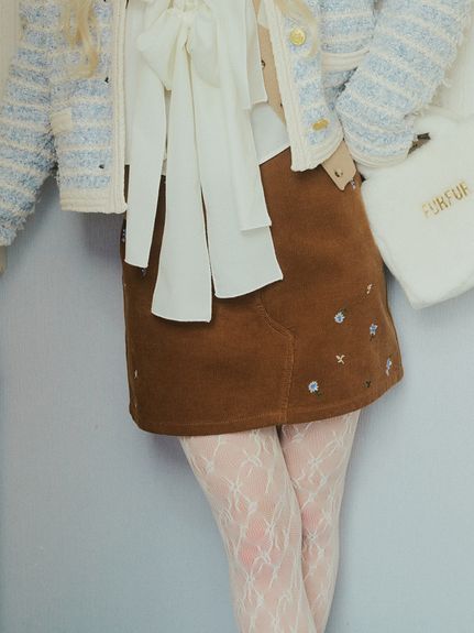 フラワー刺繍ミニスカート(ミニスカート)｜スカート｜FURFUR（ファー