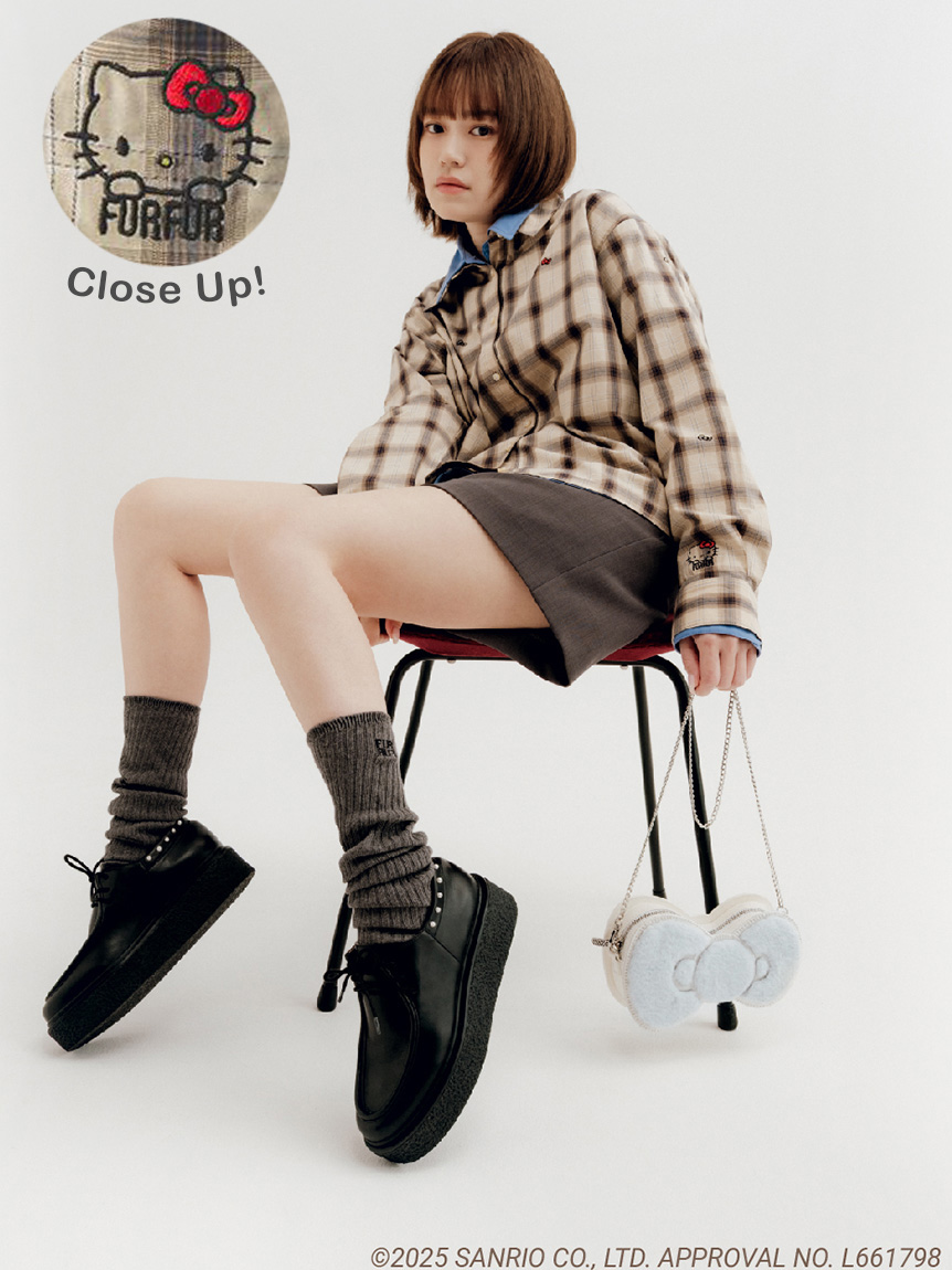 HELLO KITTYリボン刺繍シャツ