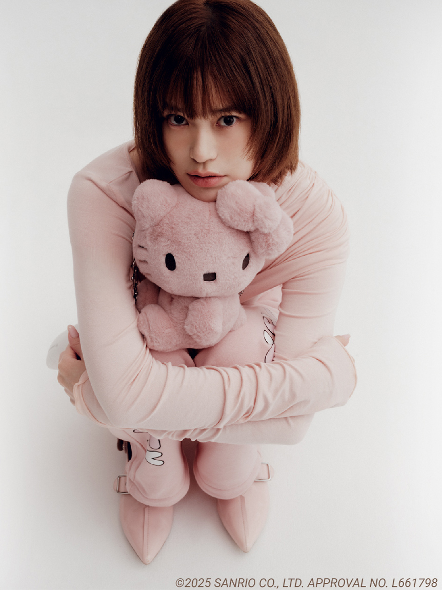 【WEB・一部店舗限定カラー】HELLO KITTYぬいぐるみショルダー