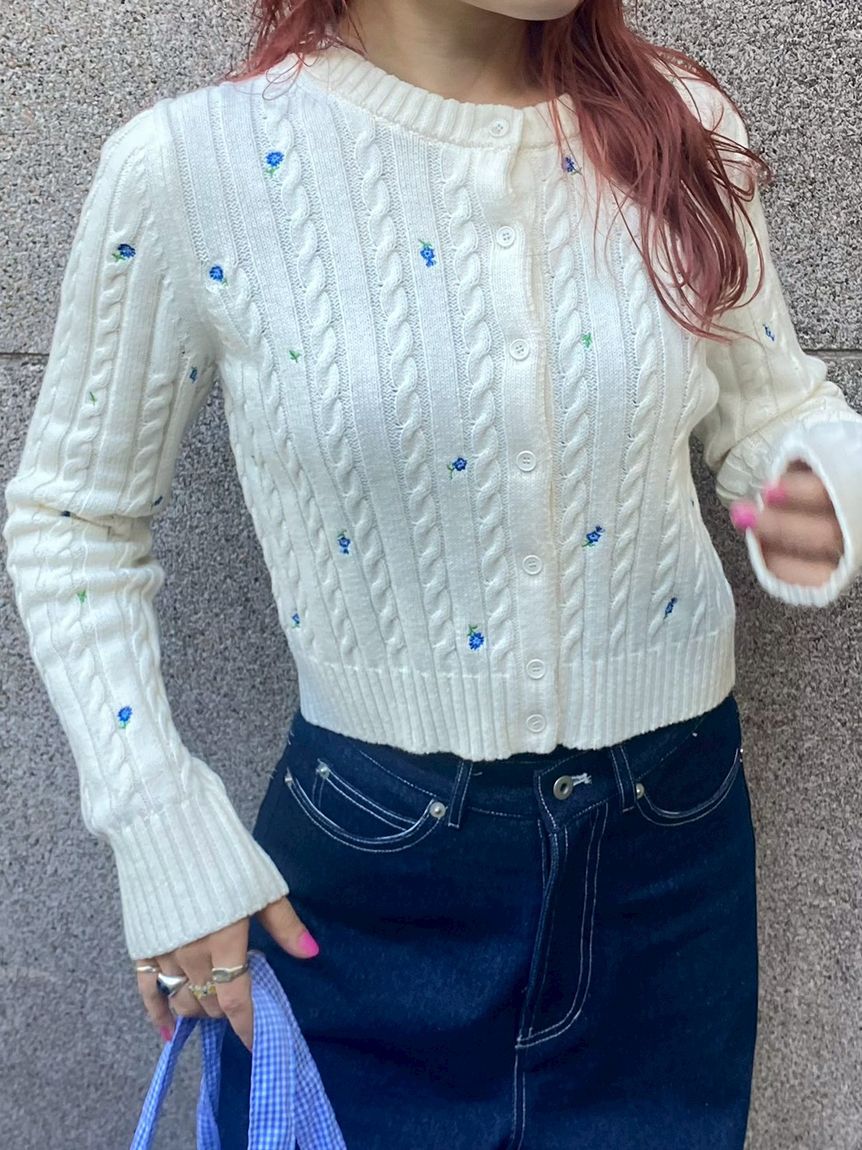 フラワー刺繍ケーブルカーディガン(ニット)｜トップス｜FURFUR（ファー