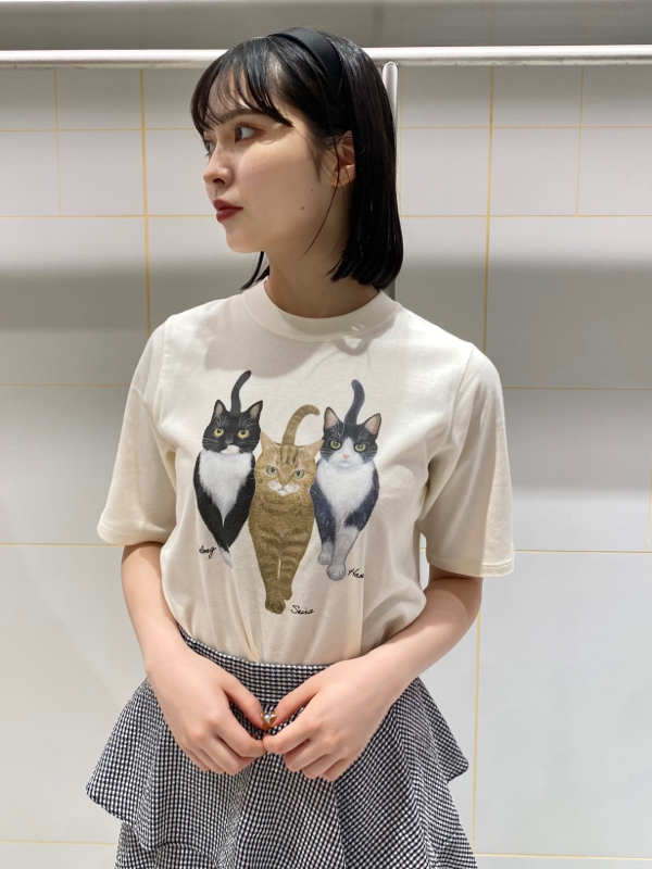 FURFUR×上國料萌衣】トリプルキャットイラストTシャツ(Tシャツ
