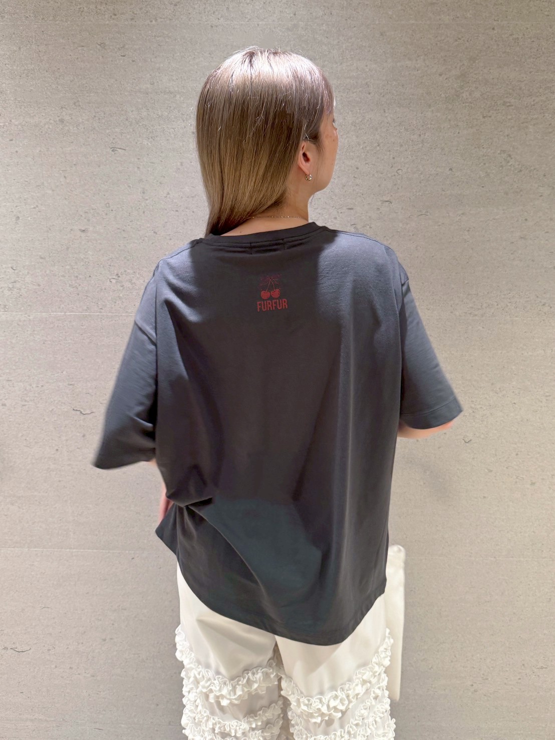 上國料萌衣 FURFUR モノクロポートレート メモリアルTシャツ サイズ0 上國料萌衣コラボ】モノクロポートレートメモリアルTシャツ