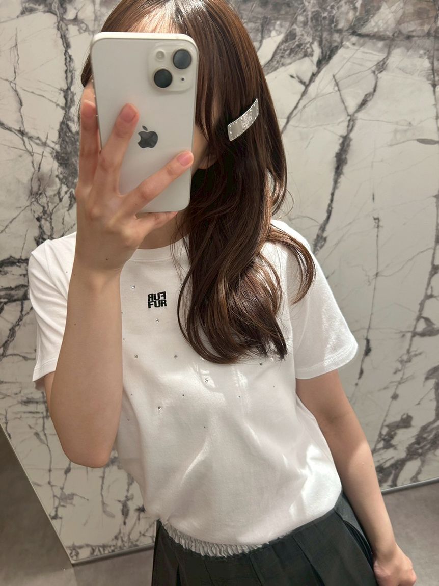 furfur ビジュー付きロゴ刺繍Tシャツ ホワイト furfur ビジュー付きロゴ刺繍Tシャツ ホワイト