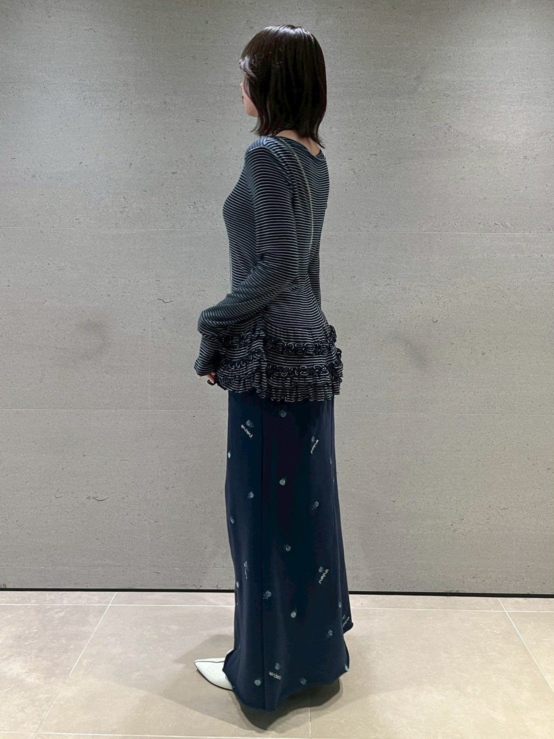 裾フリルジャージートップス(Tシャツ／カットソー)｜トップス｜FURFUR