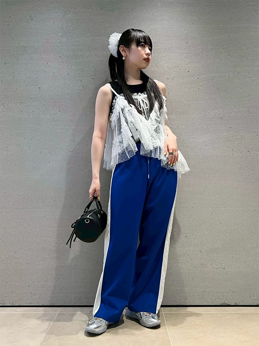 フラワー刺繍タンクトップ(Tシャツ／カットソー)｜トップス｜FURFUR