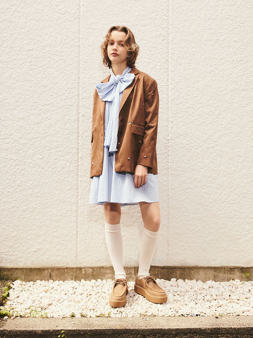 TAAKK 刺繍入りベージュテーラードジャケット TAAKK 刺繍入りベージュ