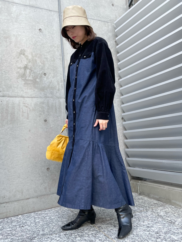 M21人気新作 22ss 完売品 ファーファー デニム切り替えワンピース ロングワンピース ワンピース M 8 845 Laeknavaktin Is