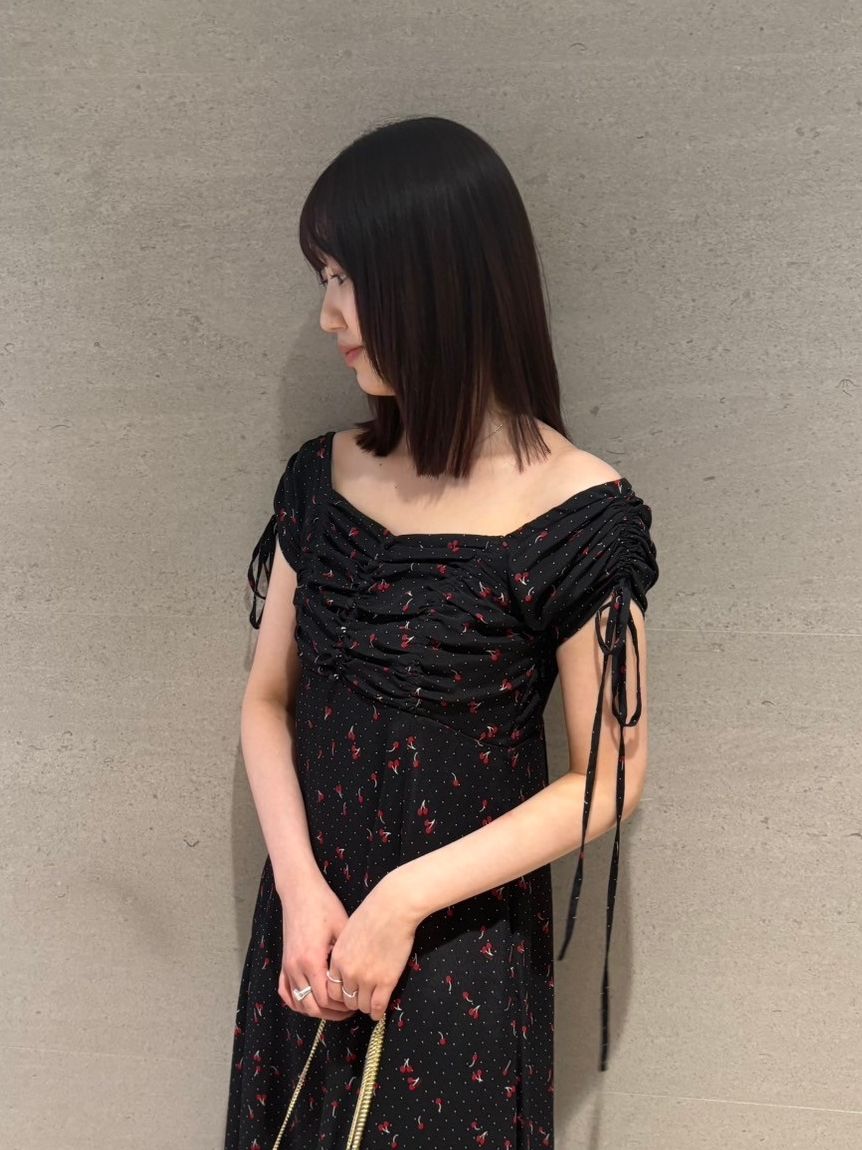 WEB限定カラー】チェリー柄プリントワンピース(ロングワンピース