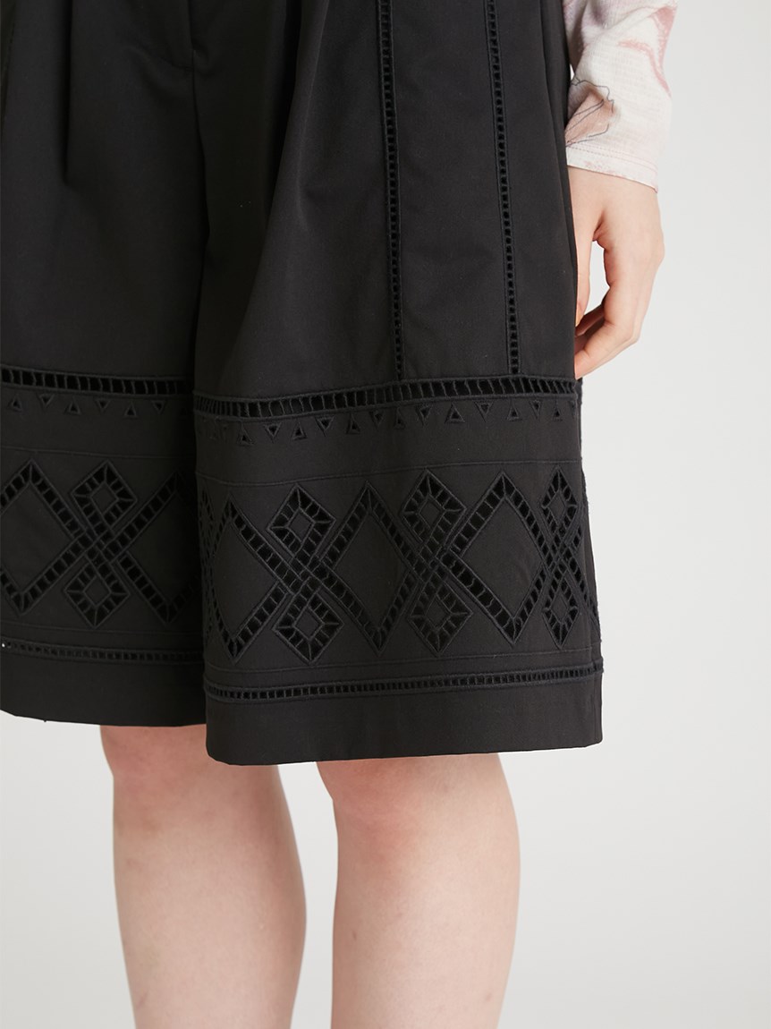 カットワーク刺繍ショートパンツ(ショートパンツ)｜ボトムス｜FURFUR 