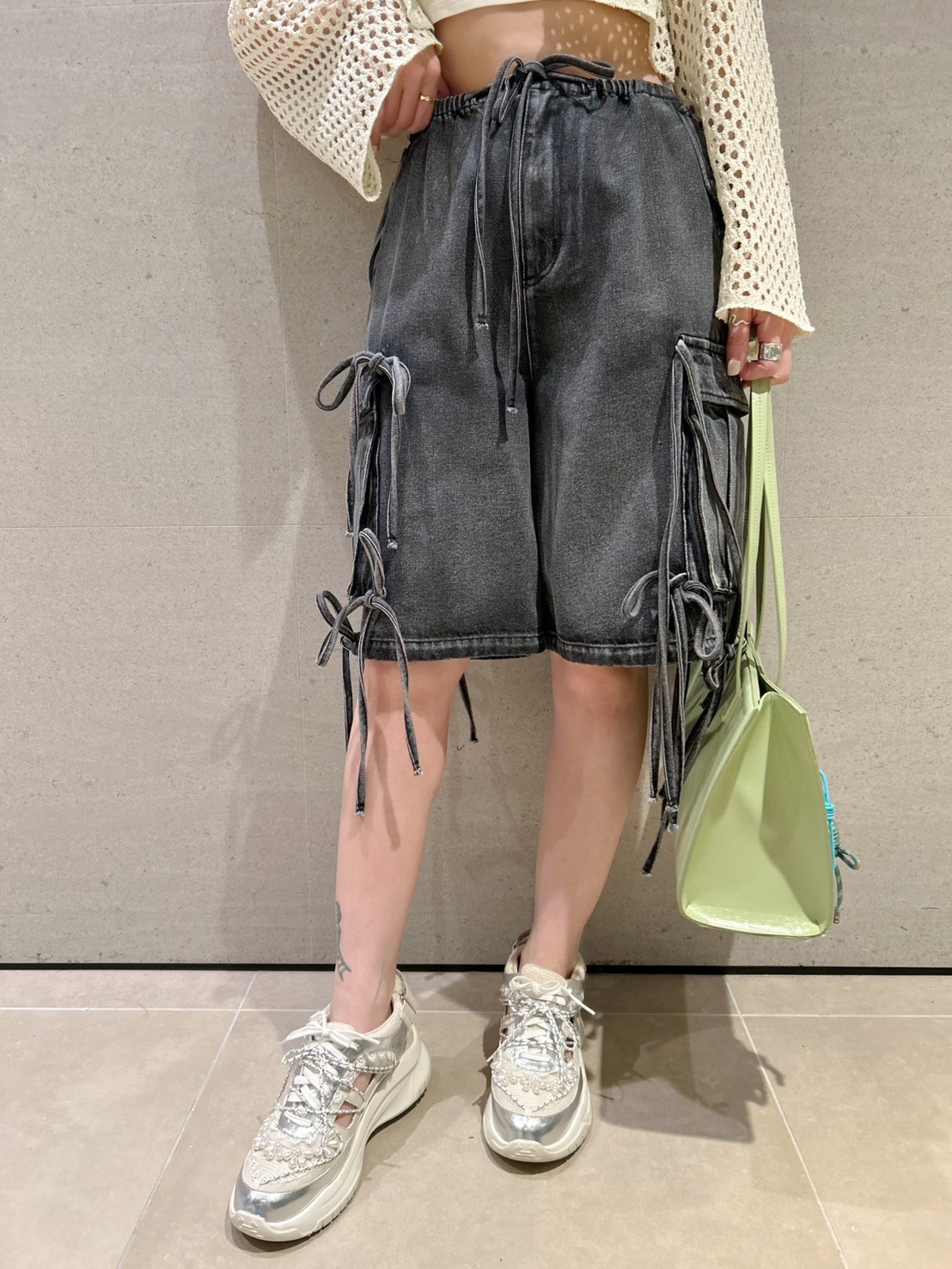 リボンディテールハーフカーゴパンツ(ショートパンツ)｜ボトムス