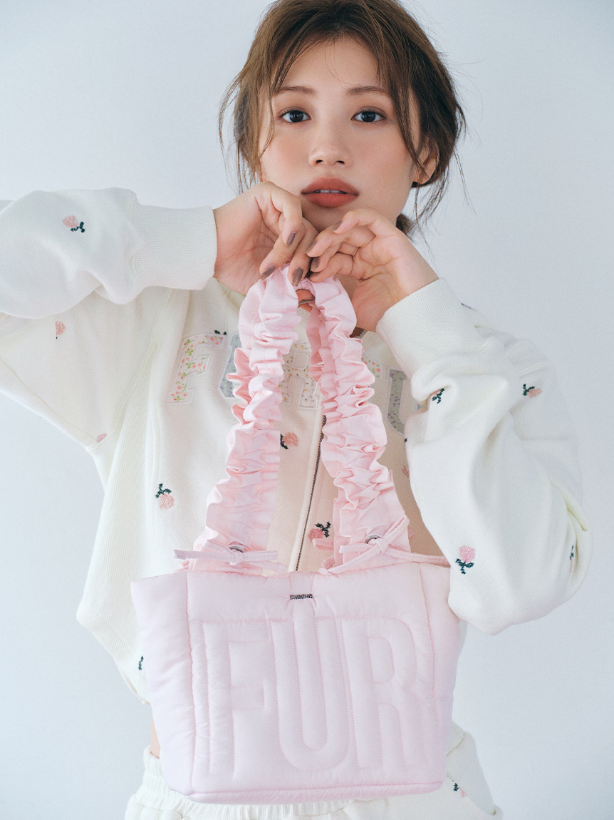 オフィシャルサイト限定カラー】ロゴパデッドトートバッグ(バッグ