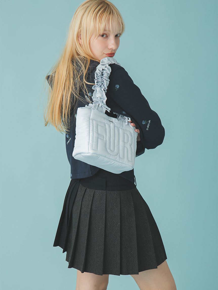 オフィシャルサイト限定カラー】ロゴパデッドトートバッグ(バッグ