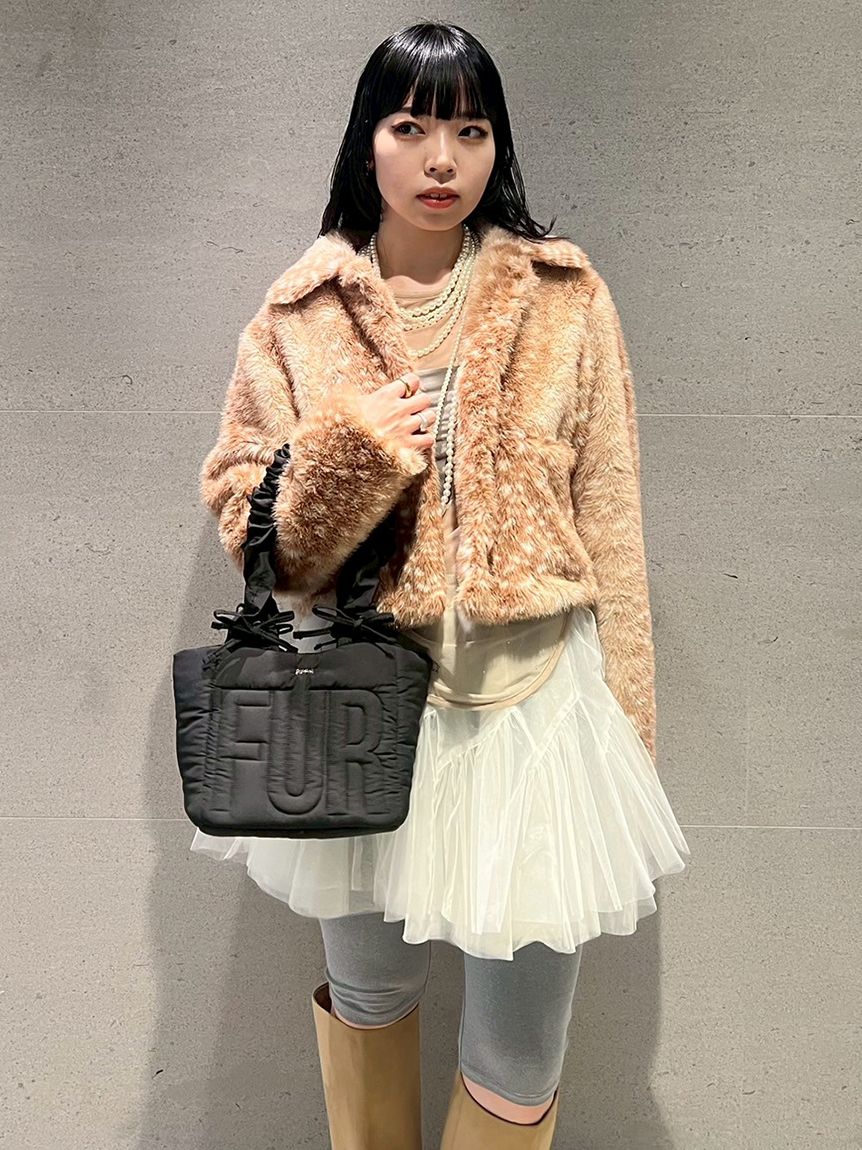 コラボレ　colabore オフィシャルサイト限定カラー】ロゴパデッドトートバッグ