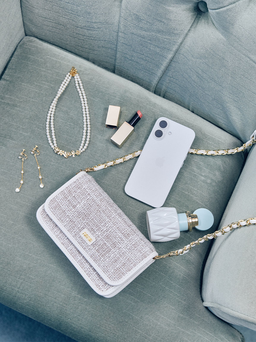 オフィシャルサイト限定カラー】ツイードロゴフォンホルダー(バッグ