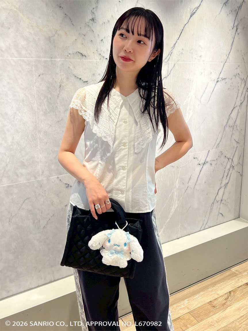 シナモロール】ぬいぐるみチャーム付きキルティングトートバッグ