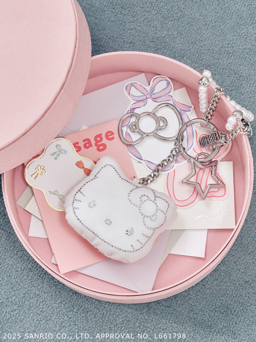 HELLO KITTYクリスタルチャーム(キーケース・キーホルダー