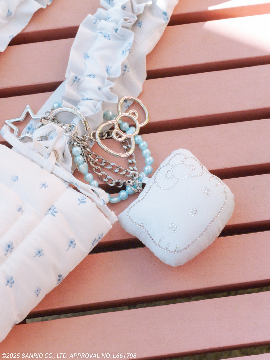 HELLO KITTYクリスタルチャーム(キーケース・キーホルダー