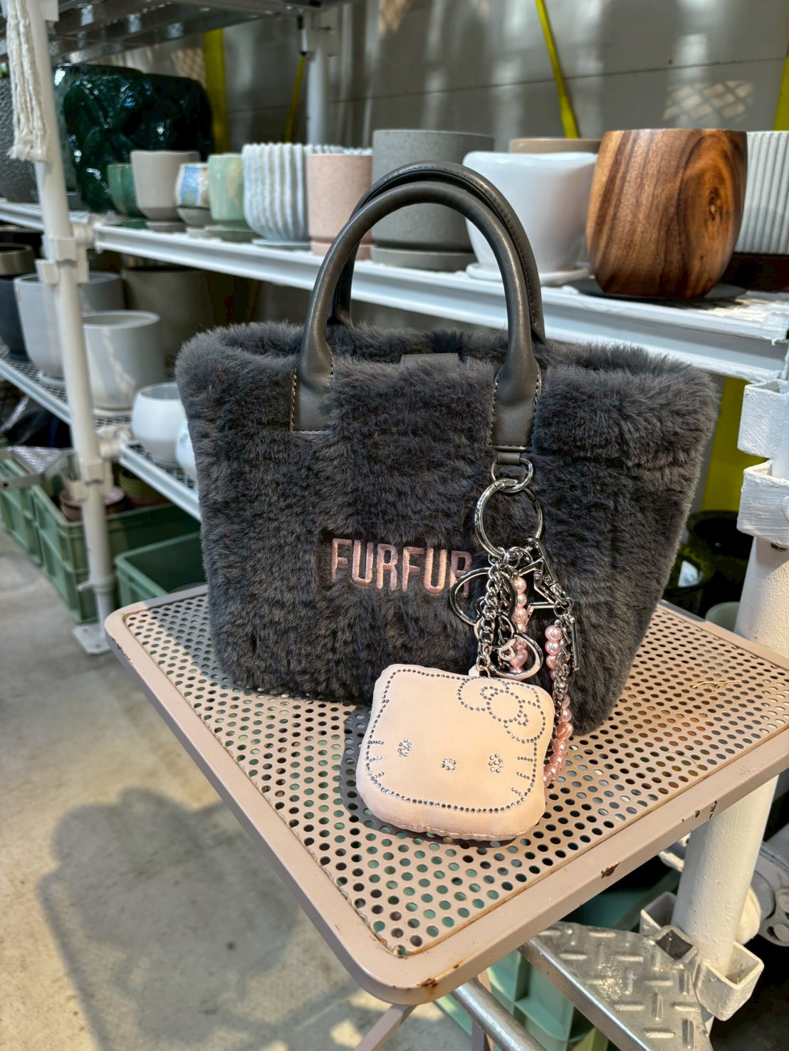 HELLO KITTYクリスタルチャーム(キーケース・キーホルダー