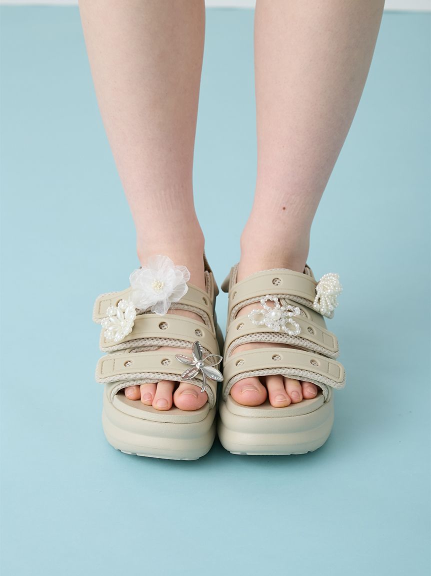 【夏架★プロフ必読下さいꕤ︎︎·͜·様】クイッククレンジング、スキンブースター crocs】212032Soho Frosted Sport Sandal(シューズ)｜FURFUR（ファー