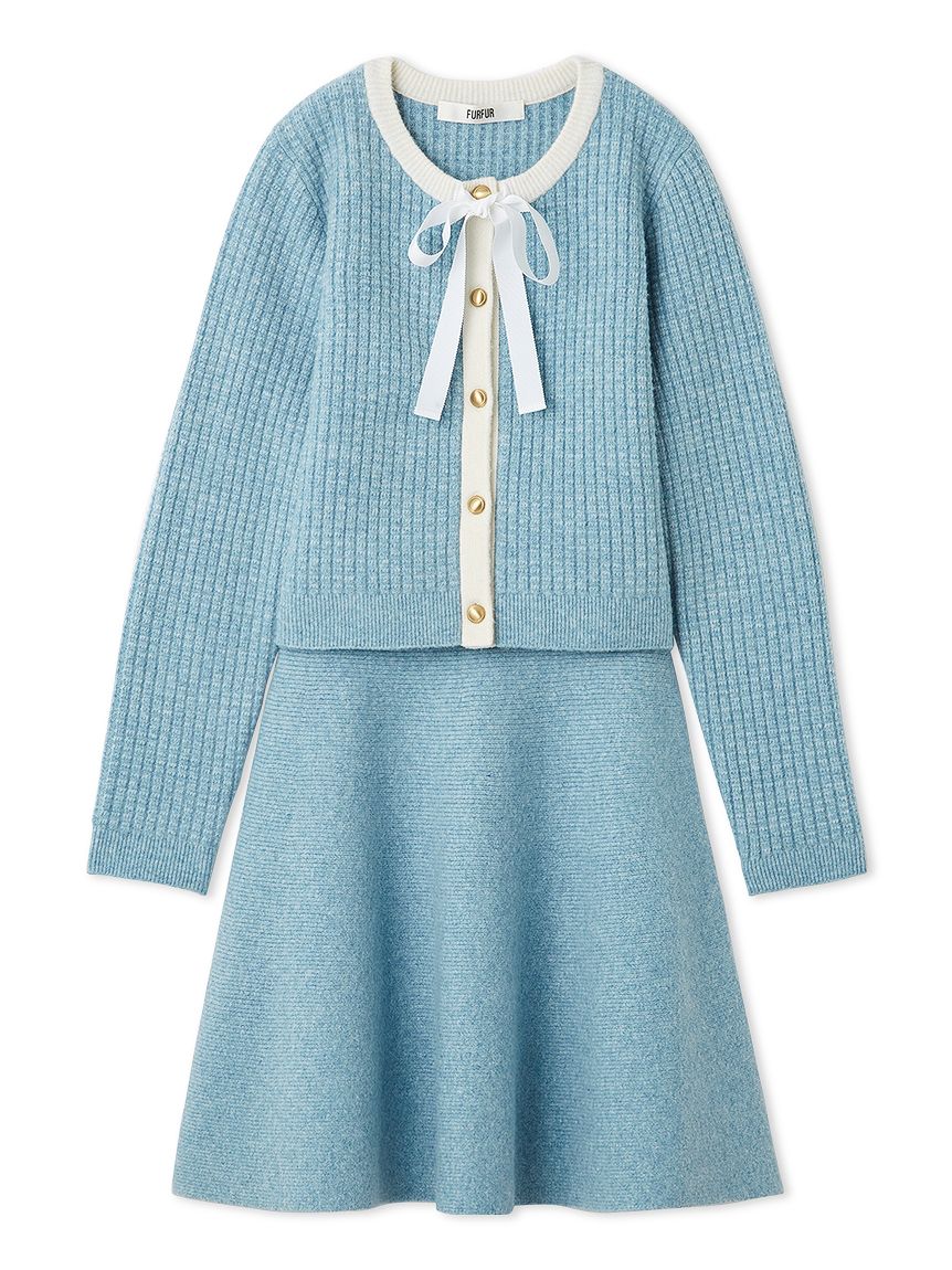美品FURFUR ニットワンピース　セットアップ　ライトブルー　F WEB・一部店舗限定カラー】ボウタイトリムニットセットアップ
