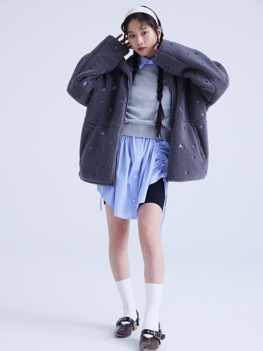 FURFUR（ファーファー）の「コンパクトクルーネックFURロゴ