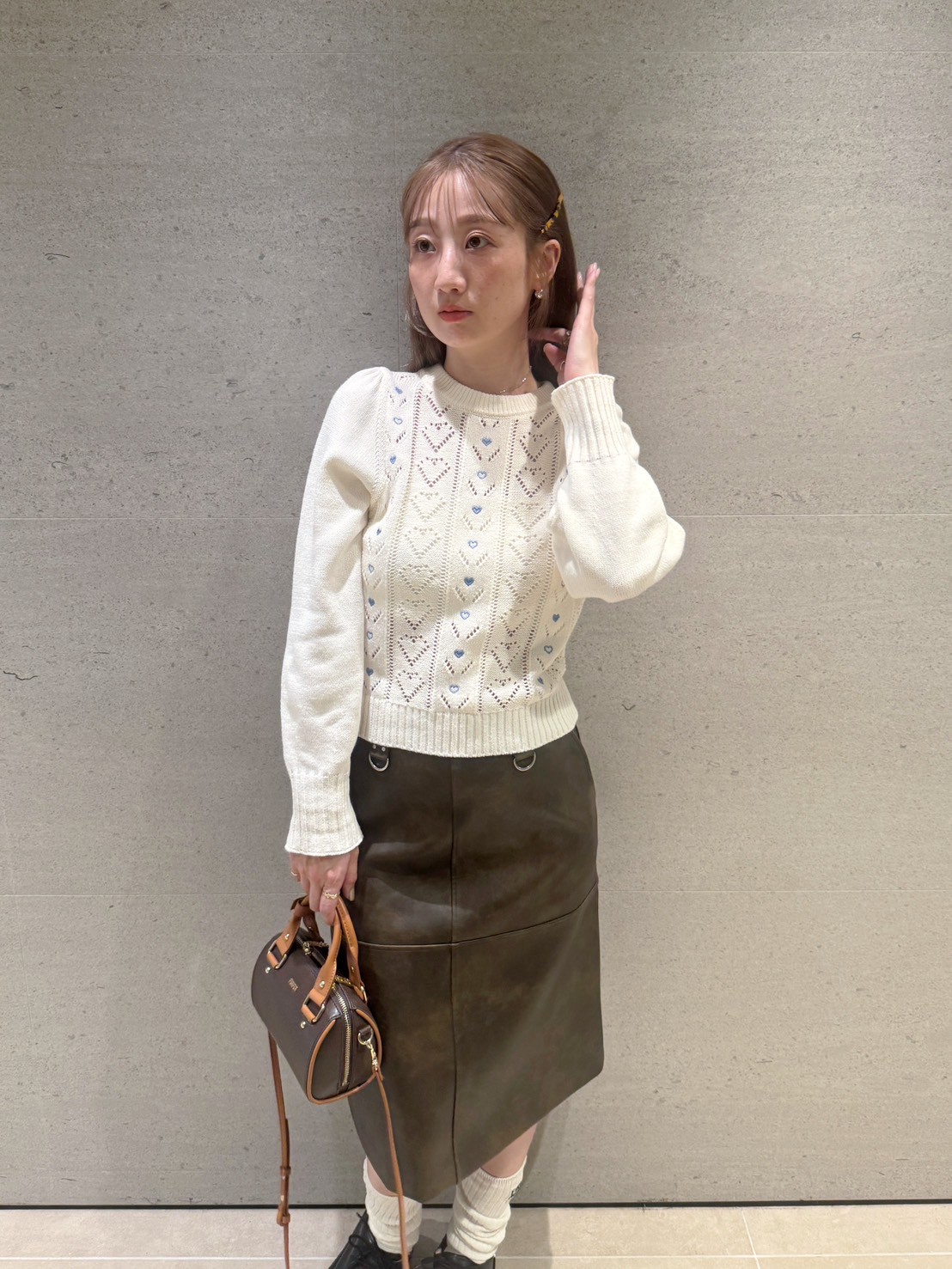 オフィシャルサイト限定】ハート刺繍アイレットニットトップス(ニット