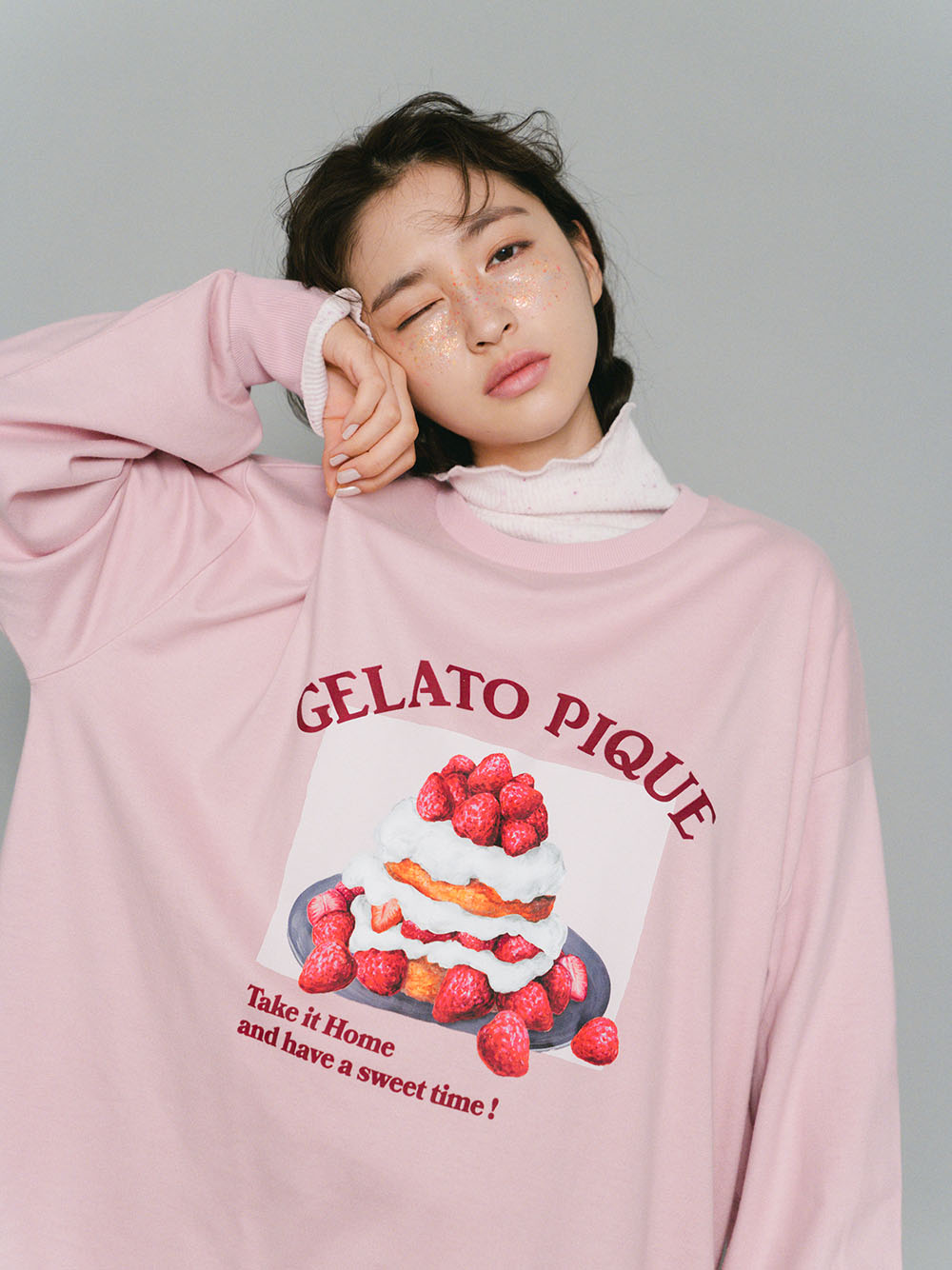 gelato piqueレーヨンロゴチョコプリントロングTシャツ - Tシャツ