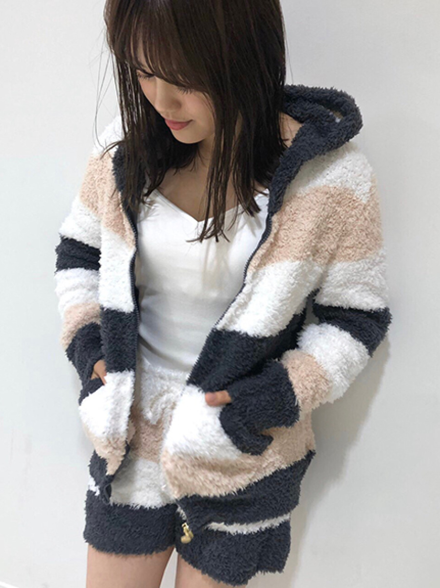 エレガントジェラート ピケ ボーダー パーカー 人気のファッショントレンド