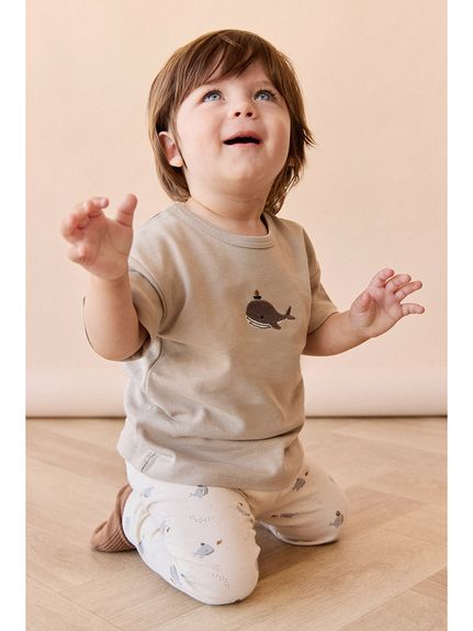 kids 90size ラウンドヘム HunteTシャツHazy Taupe Whale／ピマコットン(洋服) │ JAMIE KAY