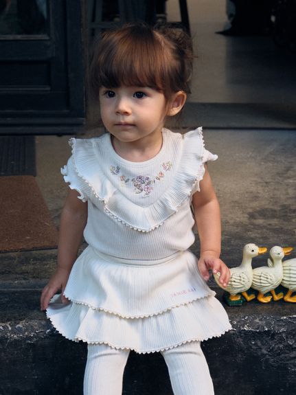 リブフラワー刺繍トップス／オーガニックコットン