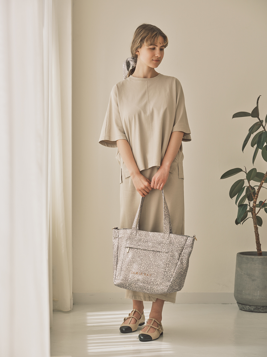 美品✨現行 kayme ケイミー グレージュ 金沢産カーディガン サイドスリット 美品✨kayme ケイミー 金沢産カーディガン サイドスリット グレージュ