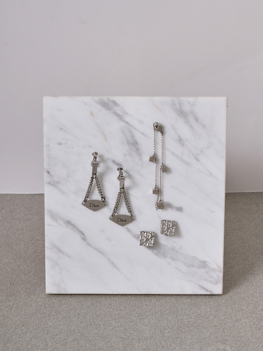 Christian Dior CDロゴイヤリング(ヴィンテージアクセサリー