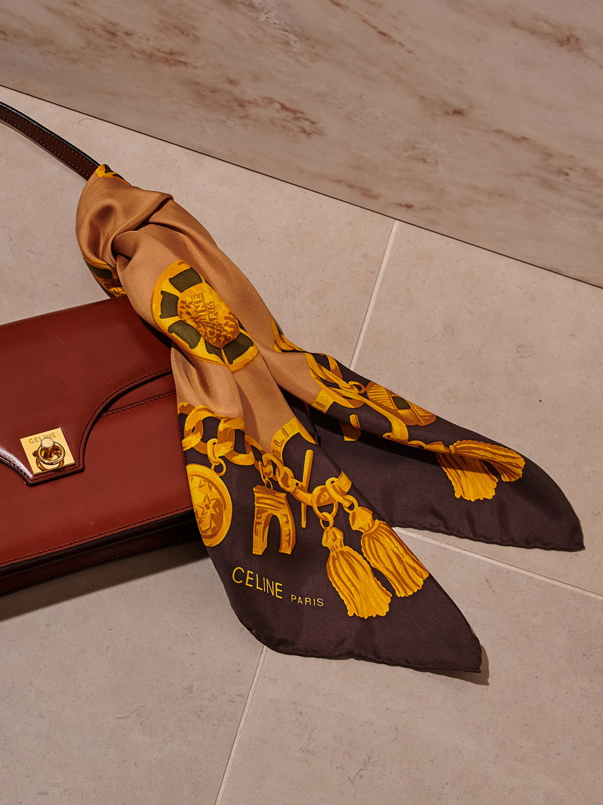 Christian Dior シルクスカーフ(ヴィンテージ革小物・グッズ