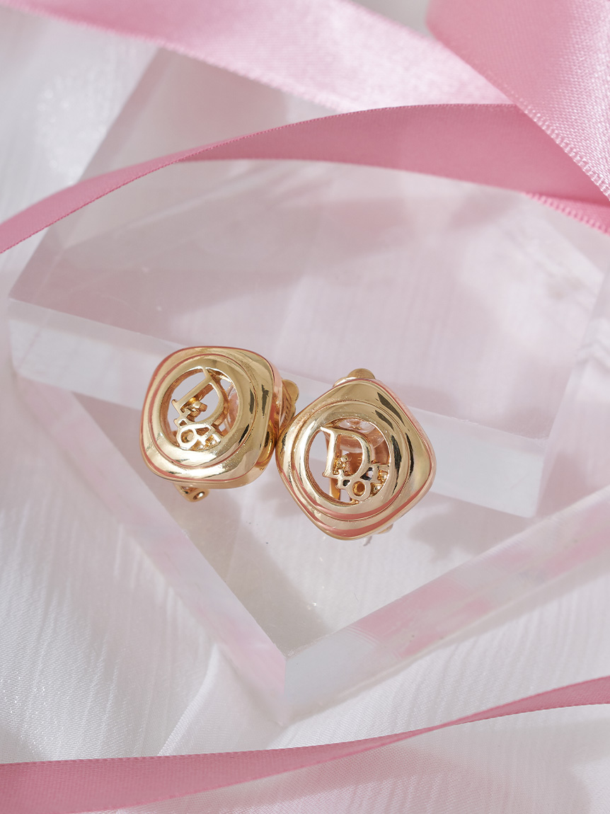 Christian Dior ロゴイヤリング(ヴィンテージアクセサリー