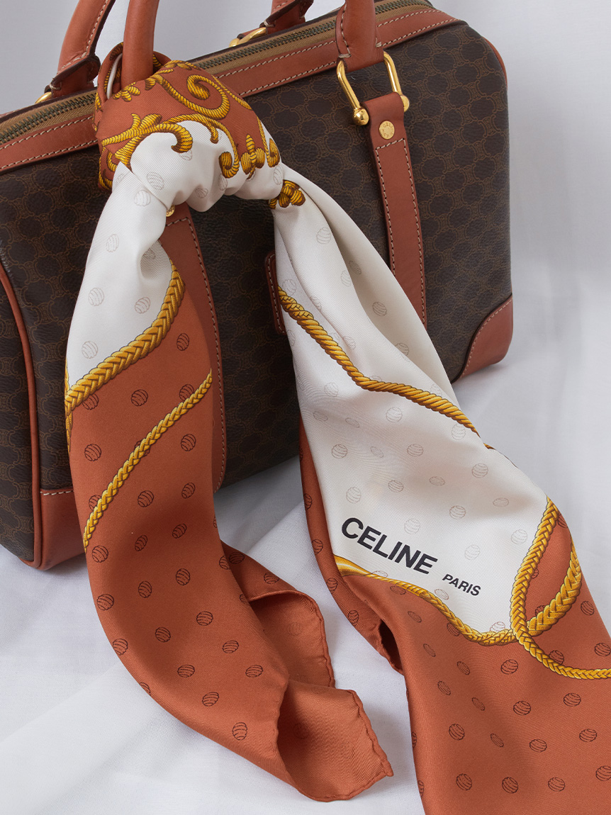 CELINEシルクスカーフ(ヴィンテージ革小物・グッズ)｜ヴィンテージ商品