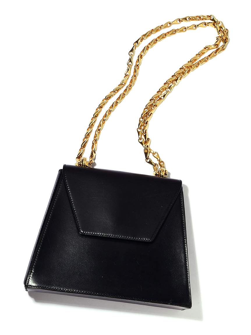 CELINEトラペーズチェーンフラップショルダー