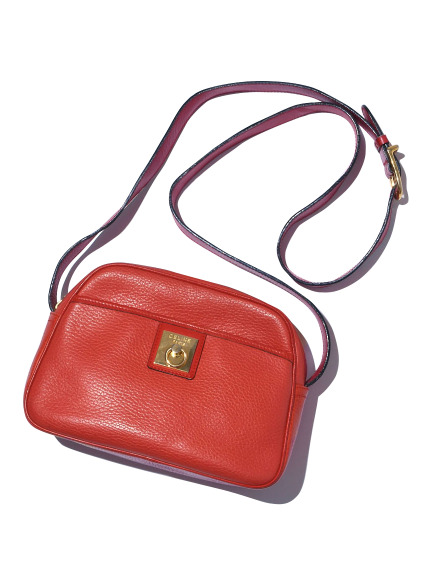 CELINEロゴリングショルダーバッグ