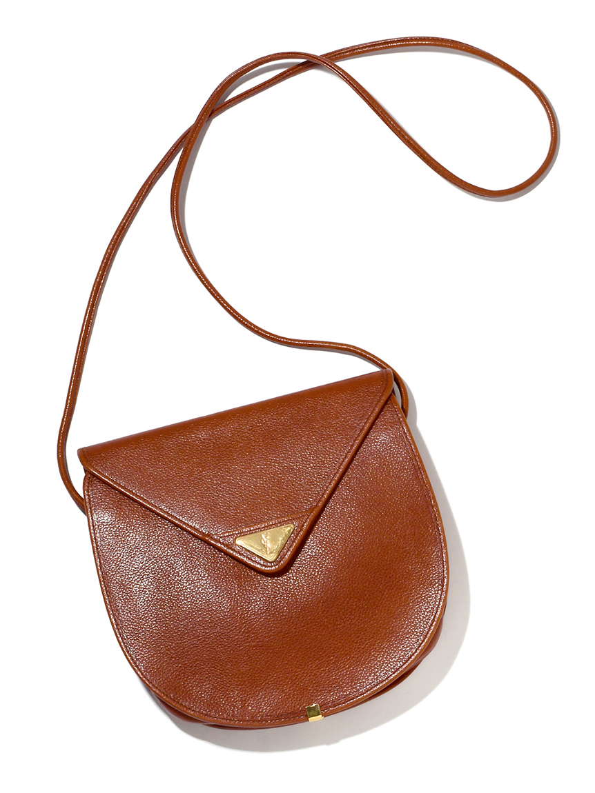 YSLカサンドラロゴフラップショルダー